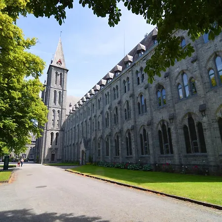 In Near Montaigle Castle Vakantiehuis *