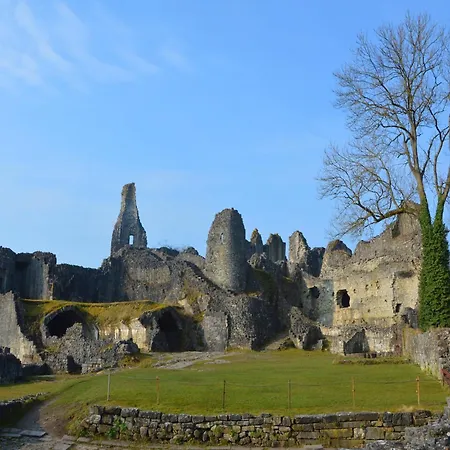 In Near Montaigle Castle Vakantiehuis Falaën